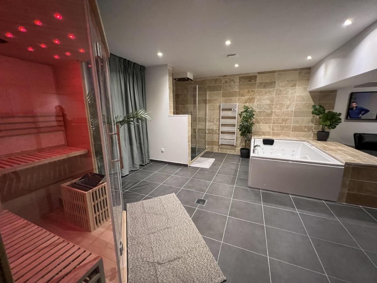 Appart Spa Privatif Laon Apartment Exterior photo